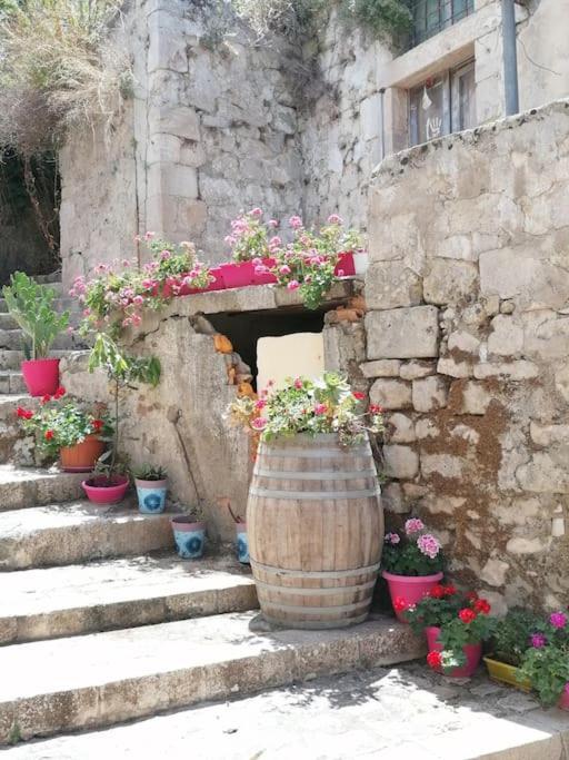 Casina Olympya Villa Scicli Buitenkant foto