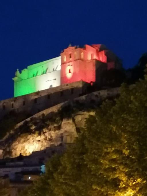 Casina Olympya Villa Scicli Buitenkant foto